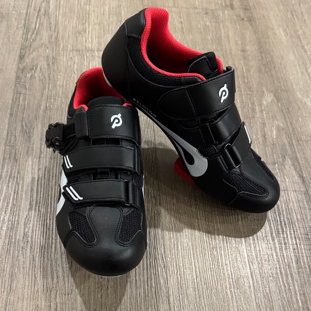 Lightly Used | Peloton Cycling Shoes | Size: 37 (women’s size 6)